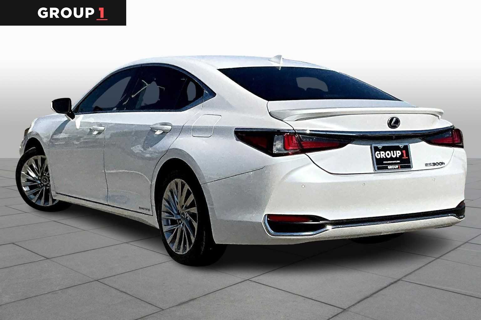 2021 Lexus ES Ultra Luxury  Eminent White Pearl at Sterling McCall Lexus of Clear Lake