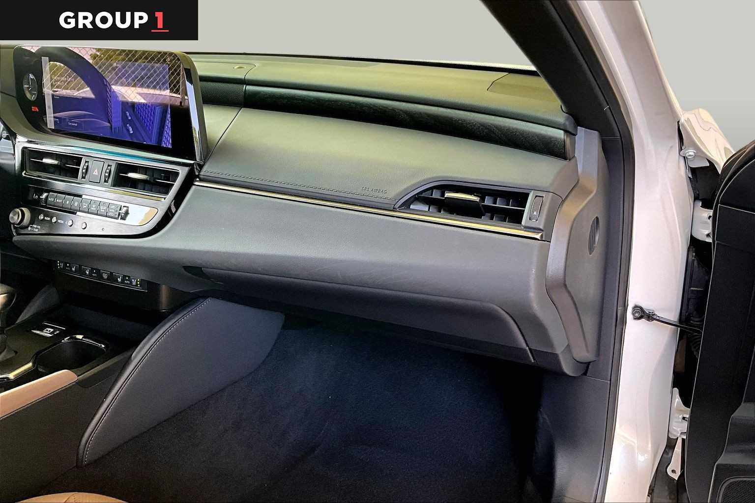 2024 Lexus ES 300h Ultra Luxury  Eminent White Pearl at Lexus Southwest Houston