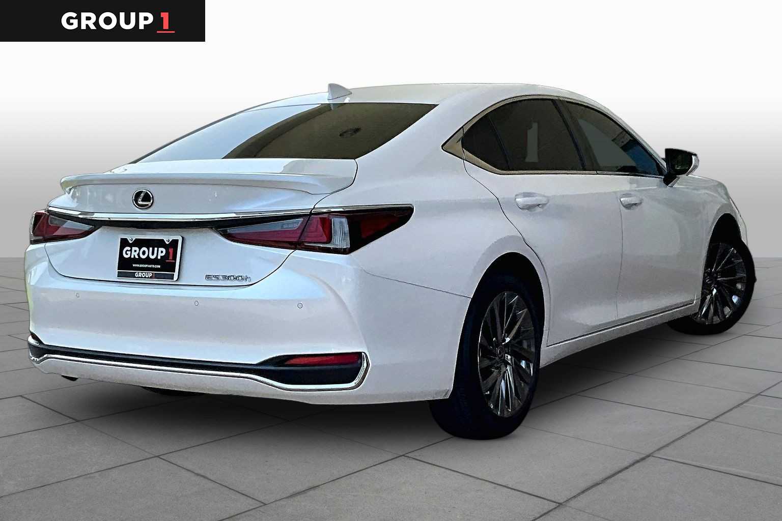 2024 Lexus ES 300h Ultra Luxury  Eminent White Pearl at Lexus Southwest Houston