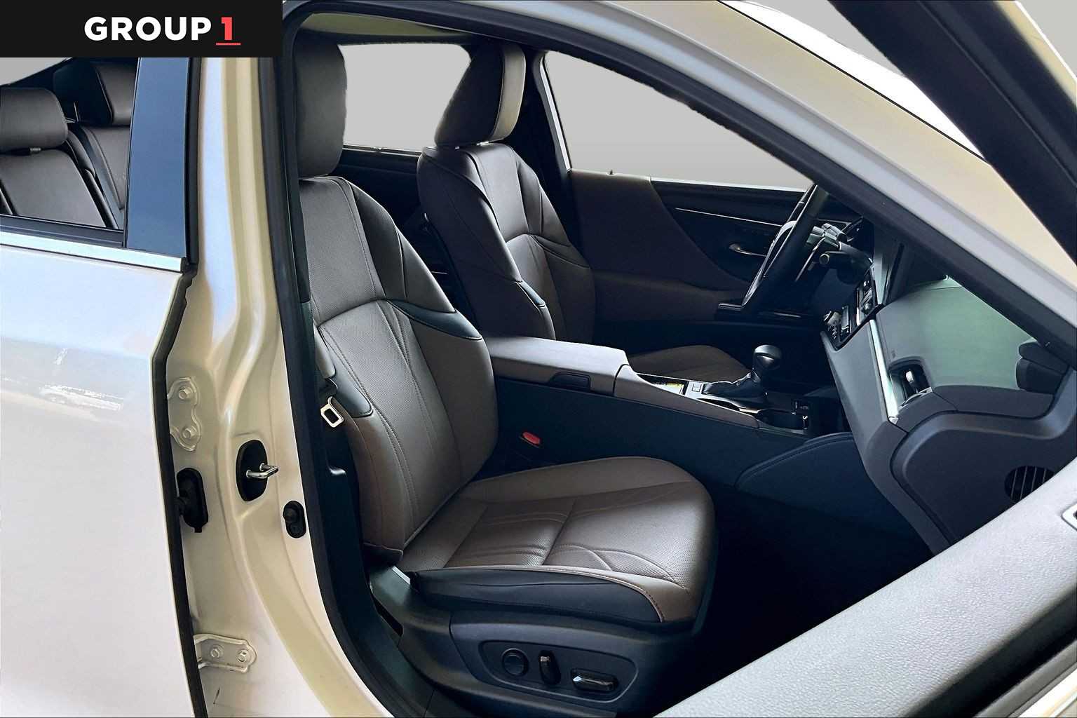 2024 Lexus ES 300h Ultra Luxury  Eminent White Pearl at Lexus Southwest Houston