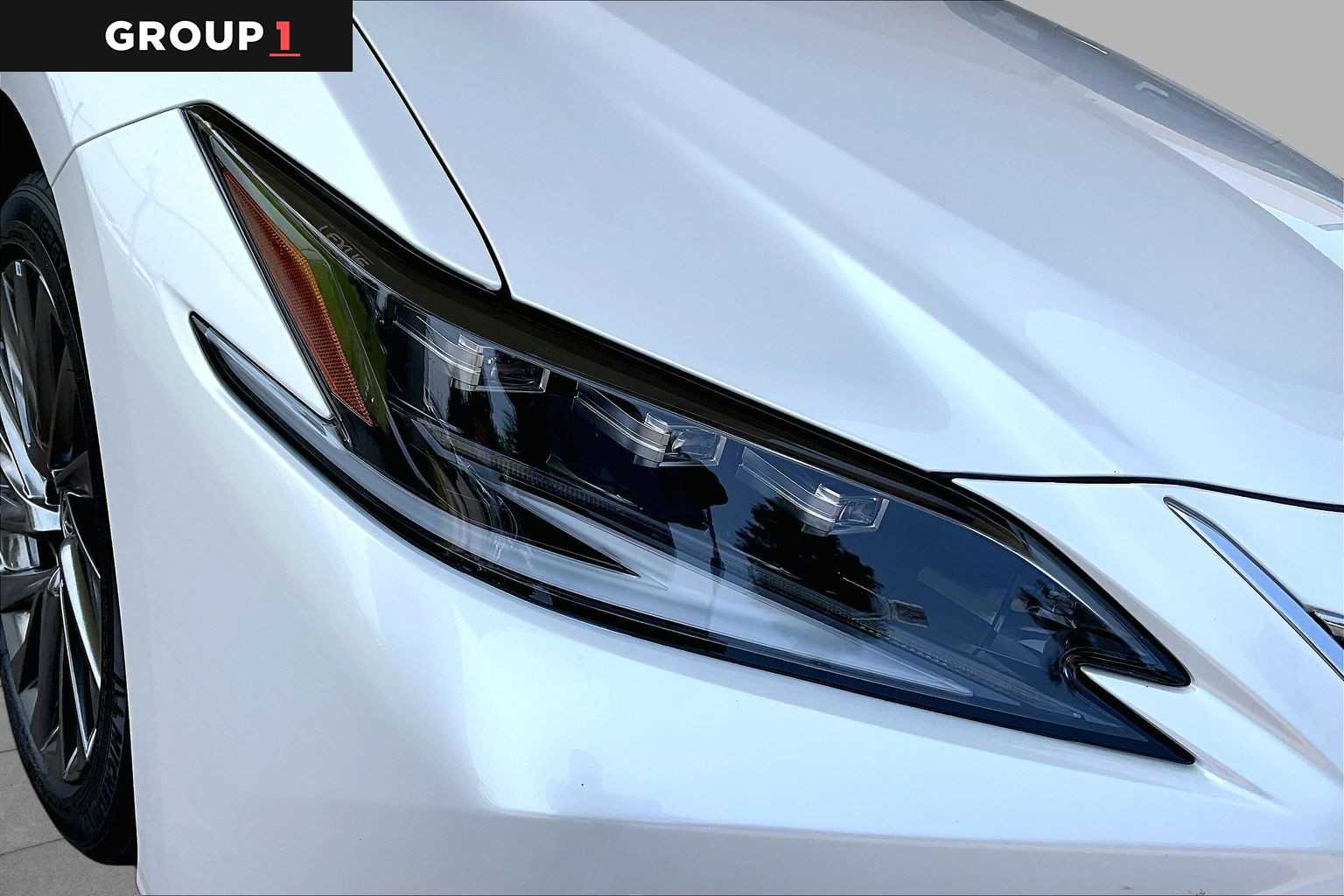 2024 Lexus ES 300h Ultra Luxury  Eminent White Pearl at Lexus Southwest Houston