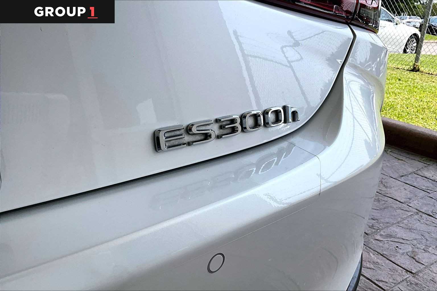 2024 Lexus ES 300h Ultra Luxury  Eminent White Pearl at Lexus Southwest Houston