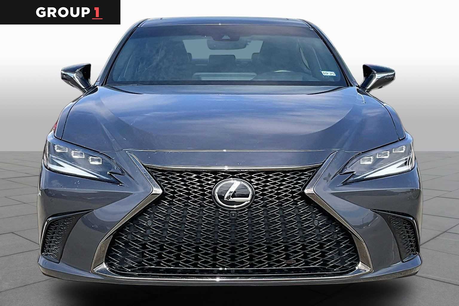 2024 Lexus ES 350 photo 4 of 35