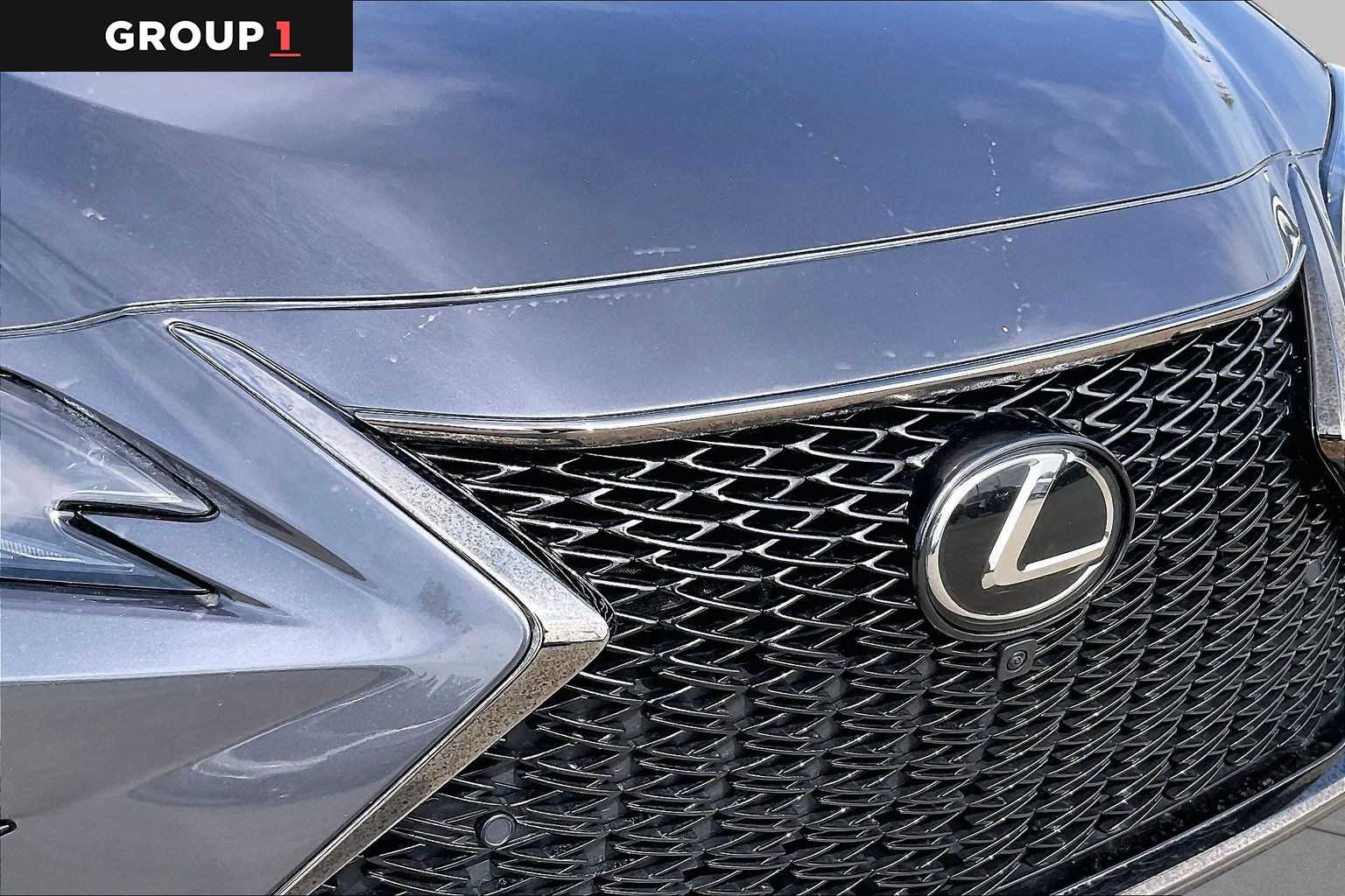 2024 Lexus ES 350 photo 28 of 35