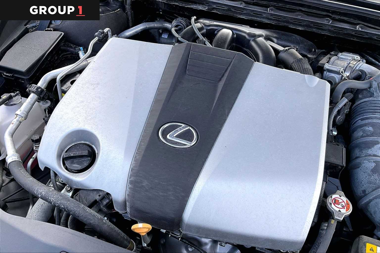 2024 Lexus ES 350 photo 31 of 35