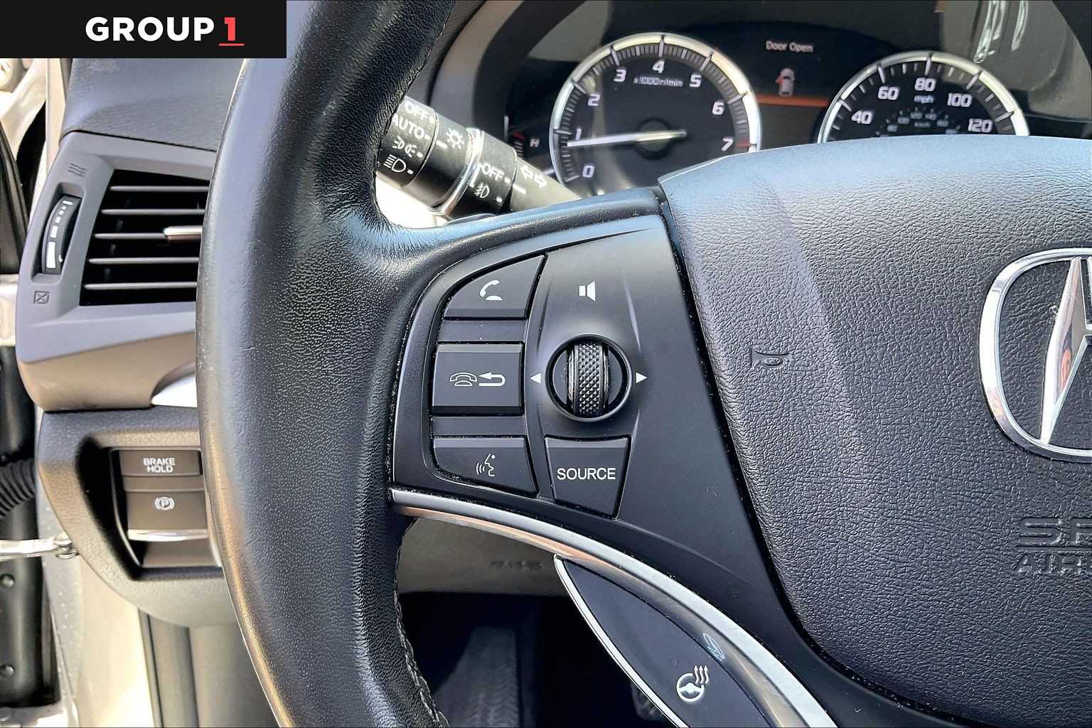 2018 Acura MDX w/Advance/Entertainment Pkg Lunar Silver Metallic at AutoNation USA Houston