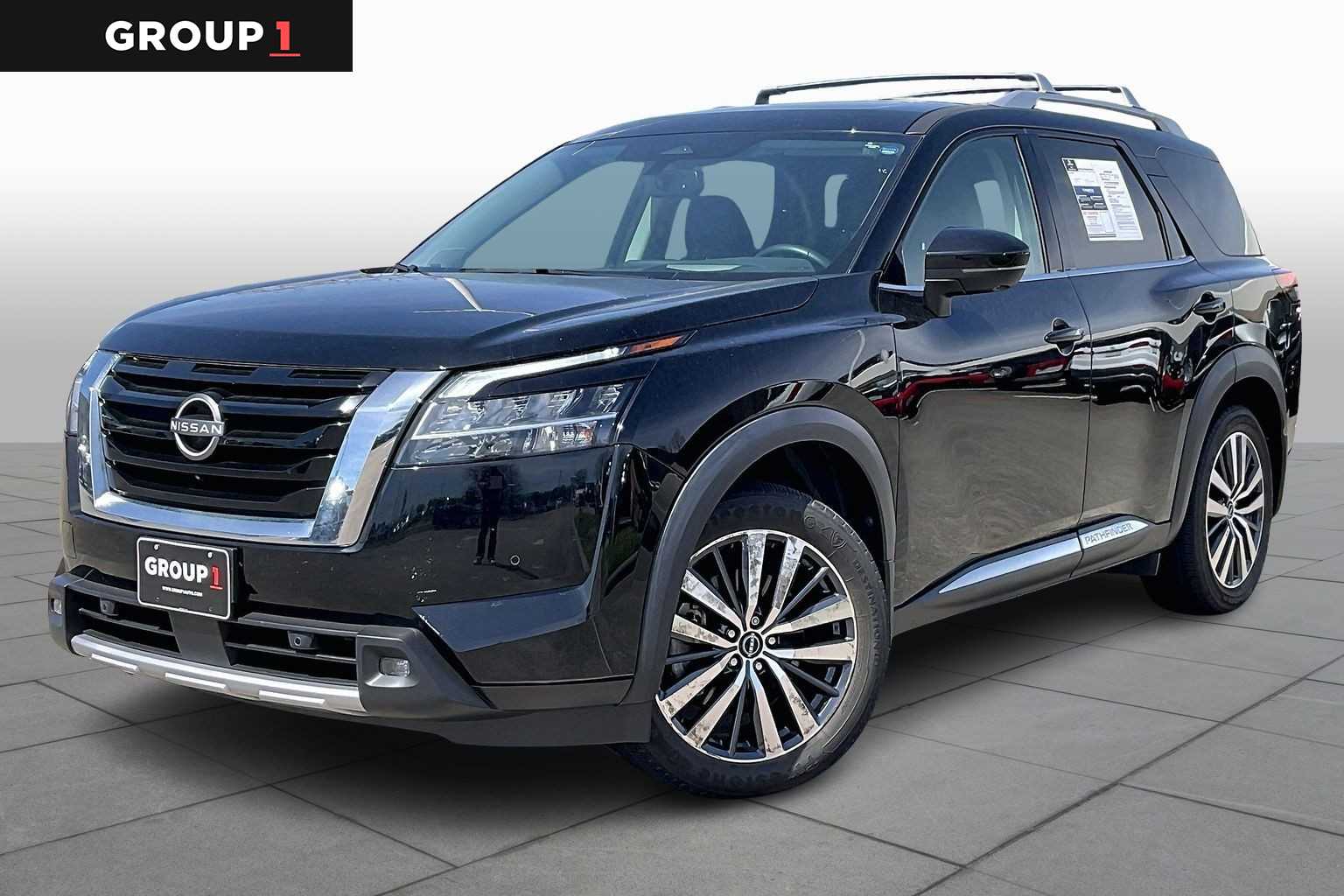 2022 Nissan Pathfinder Platinum - 0