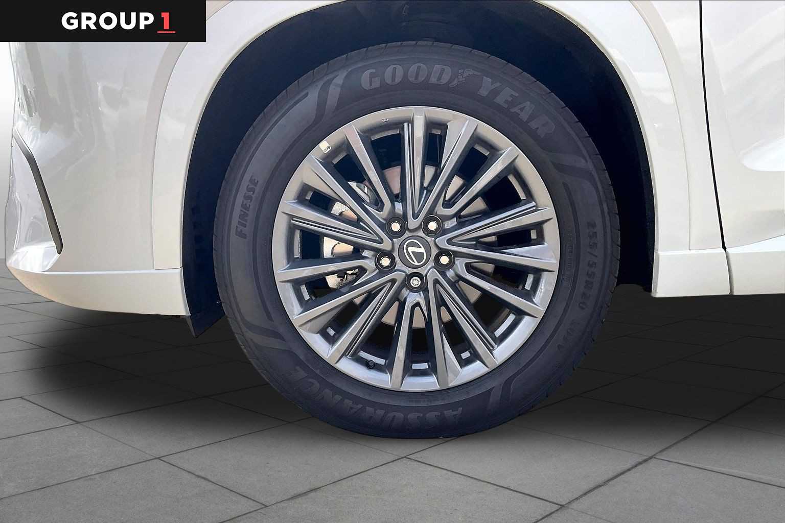 2026 Lexus TX 350 photo 9 of 34