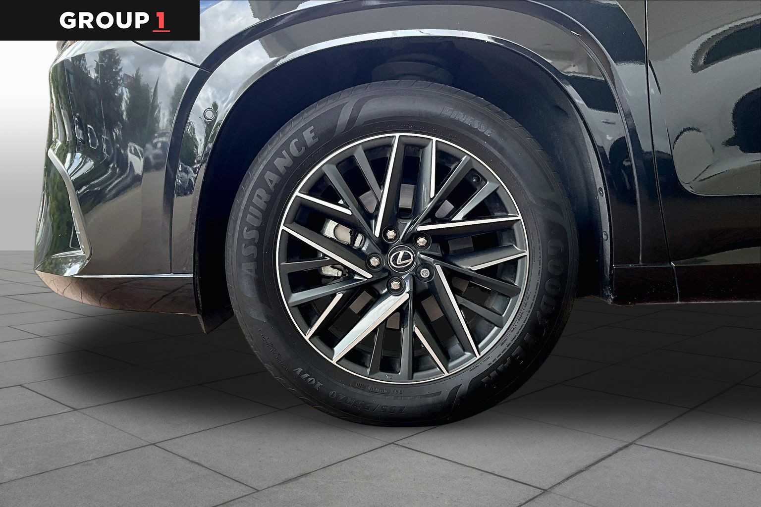 2024 Lexus TX 350 photo 9 of 34