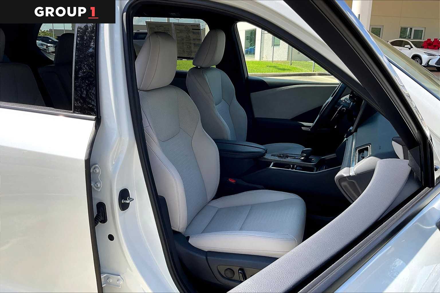 2025 Lexus TX Premium  - 6