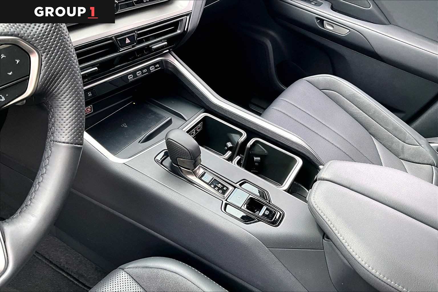 2026 Lexus TX 500h photo 15 of 35