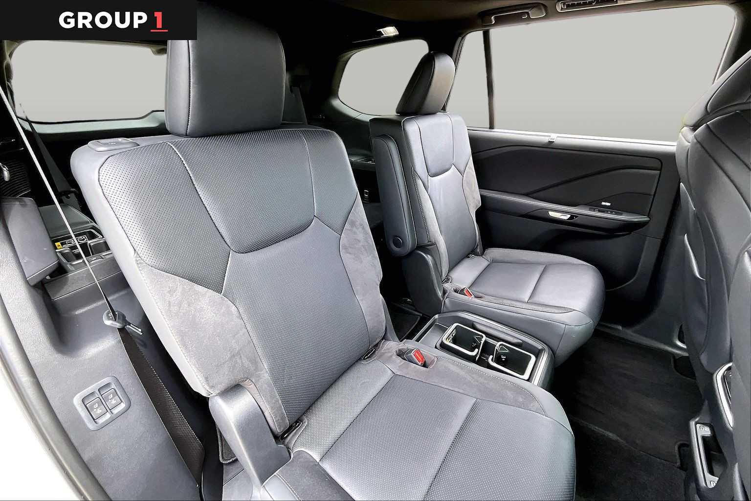 2026 Lexus TX 500h photo 18 of 35