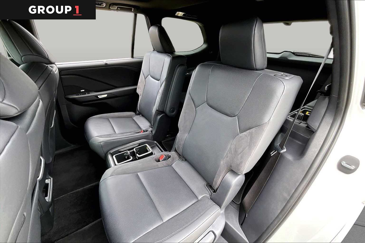 2026 Lexus TX 500h photo 19 of 35