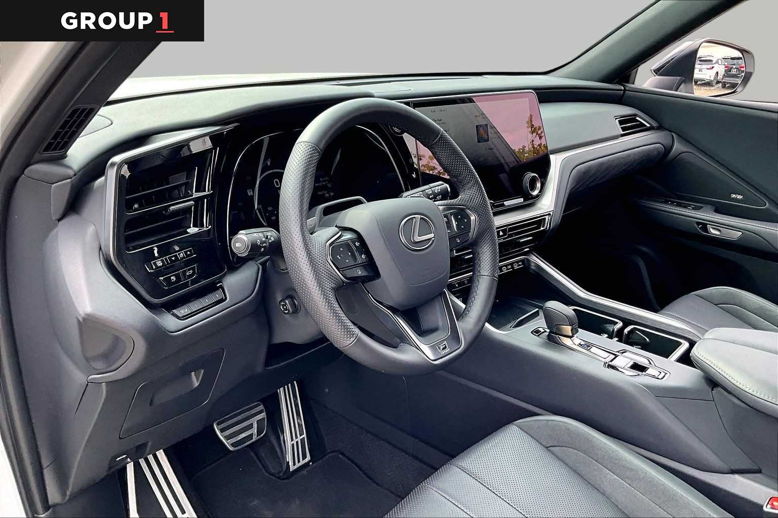 2026 Lexus TX 500h photo 16 of 35
