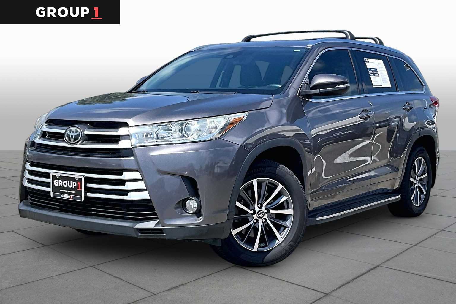 2017 Toyota Highlander XLE Predawn Gray Mica at Group 1 Toyota Southwest