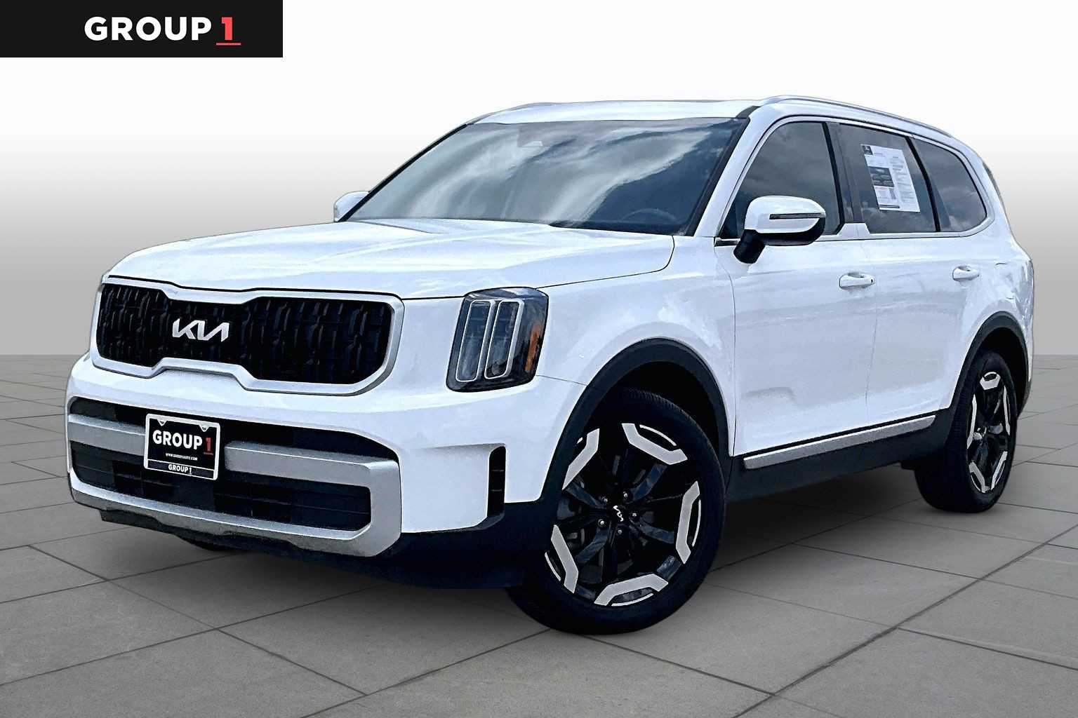 2024 Kia Telluride EX Glacial White Pearl at Friendly Ford Crosby