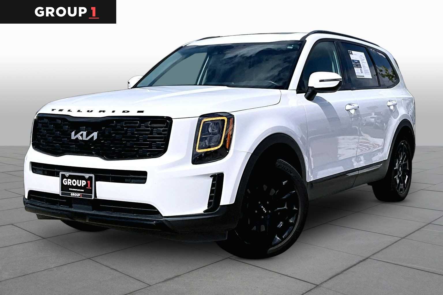 2022 Kia Telluride EX Glacial White Pearl at Westside Kia