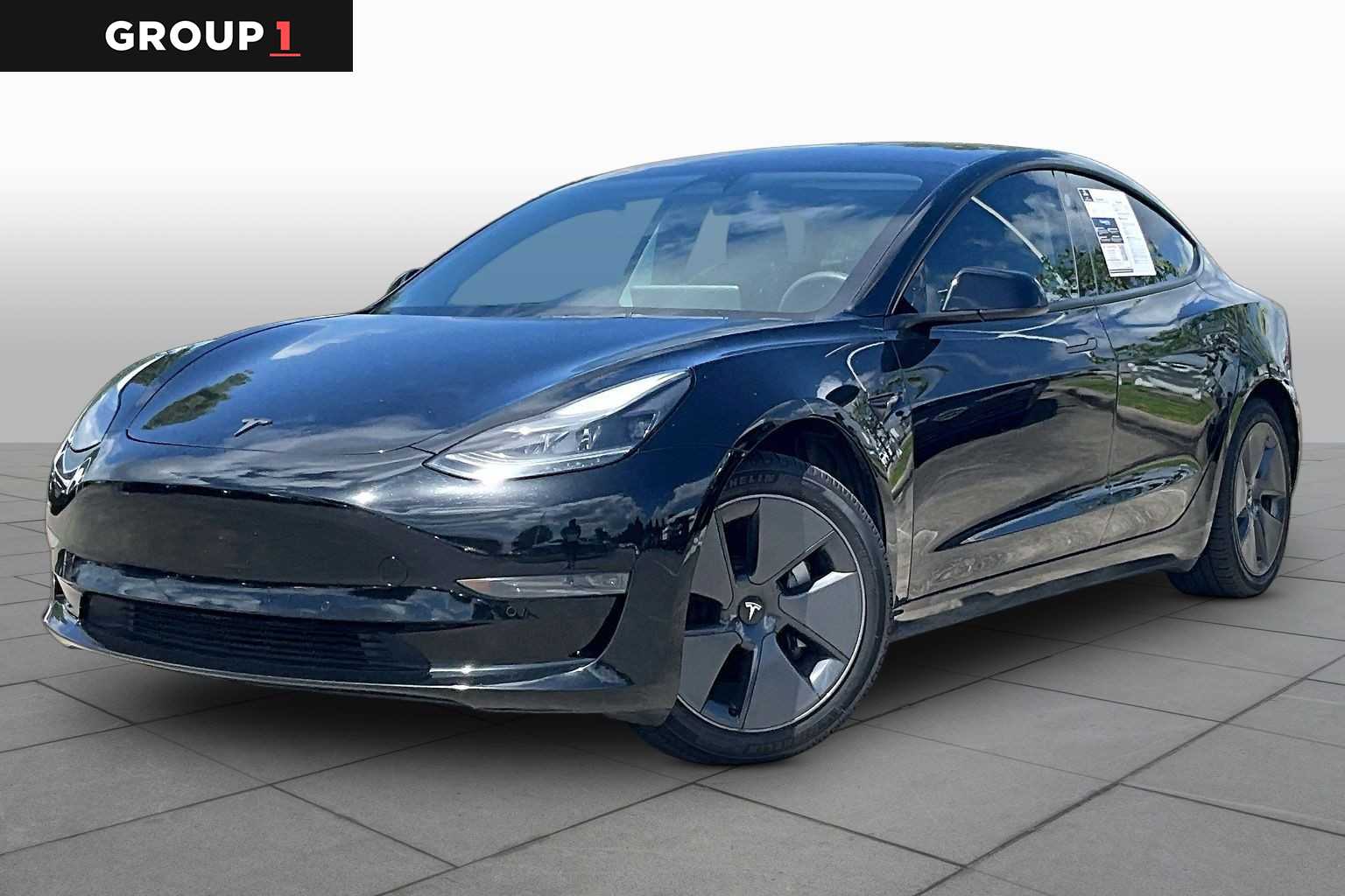 2022 Tesla Model 3 - 0
