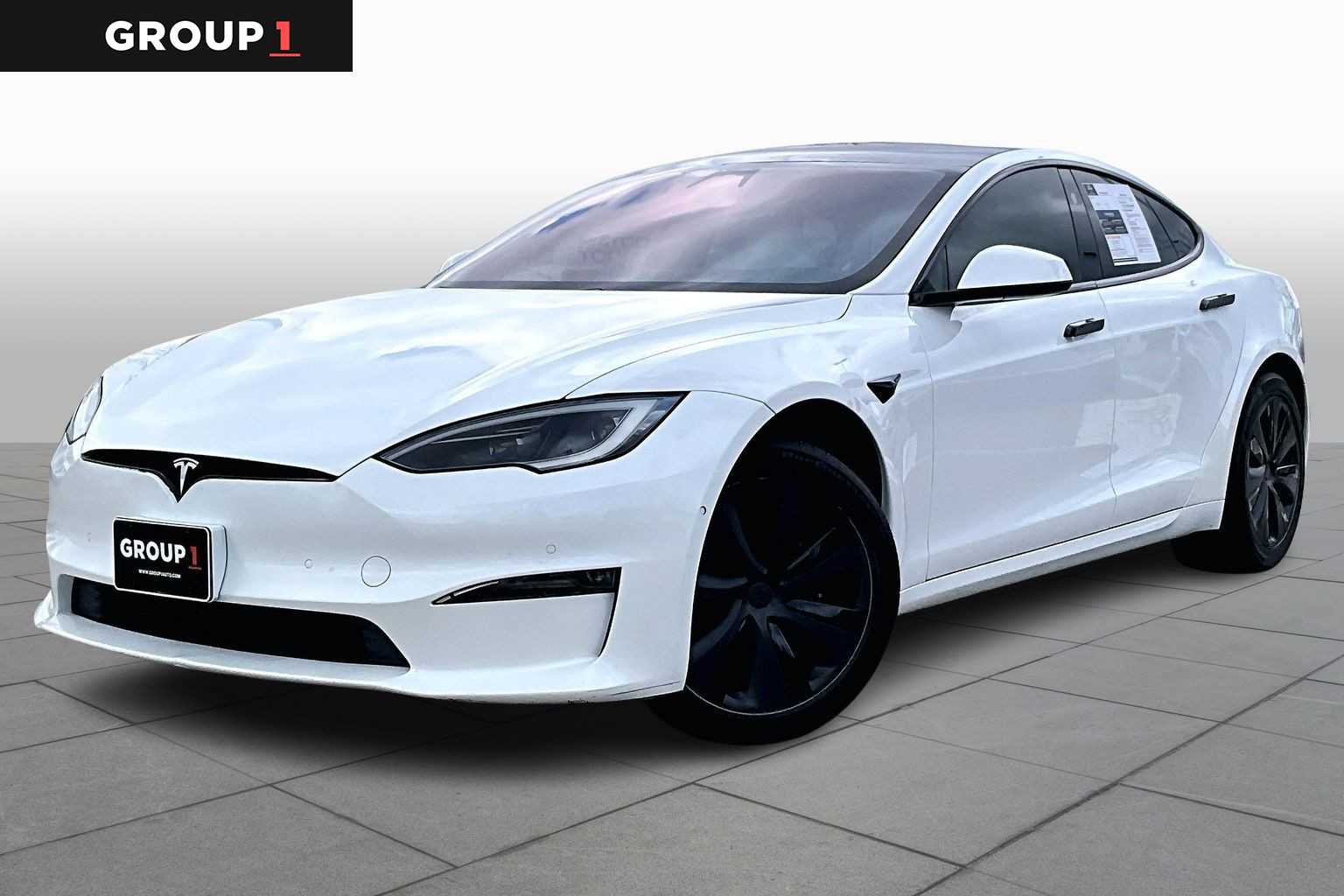 2022 Tesla Model S - 0