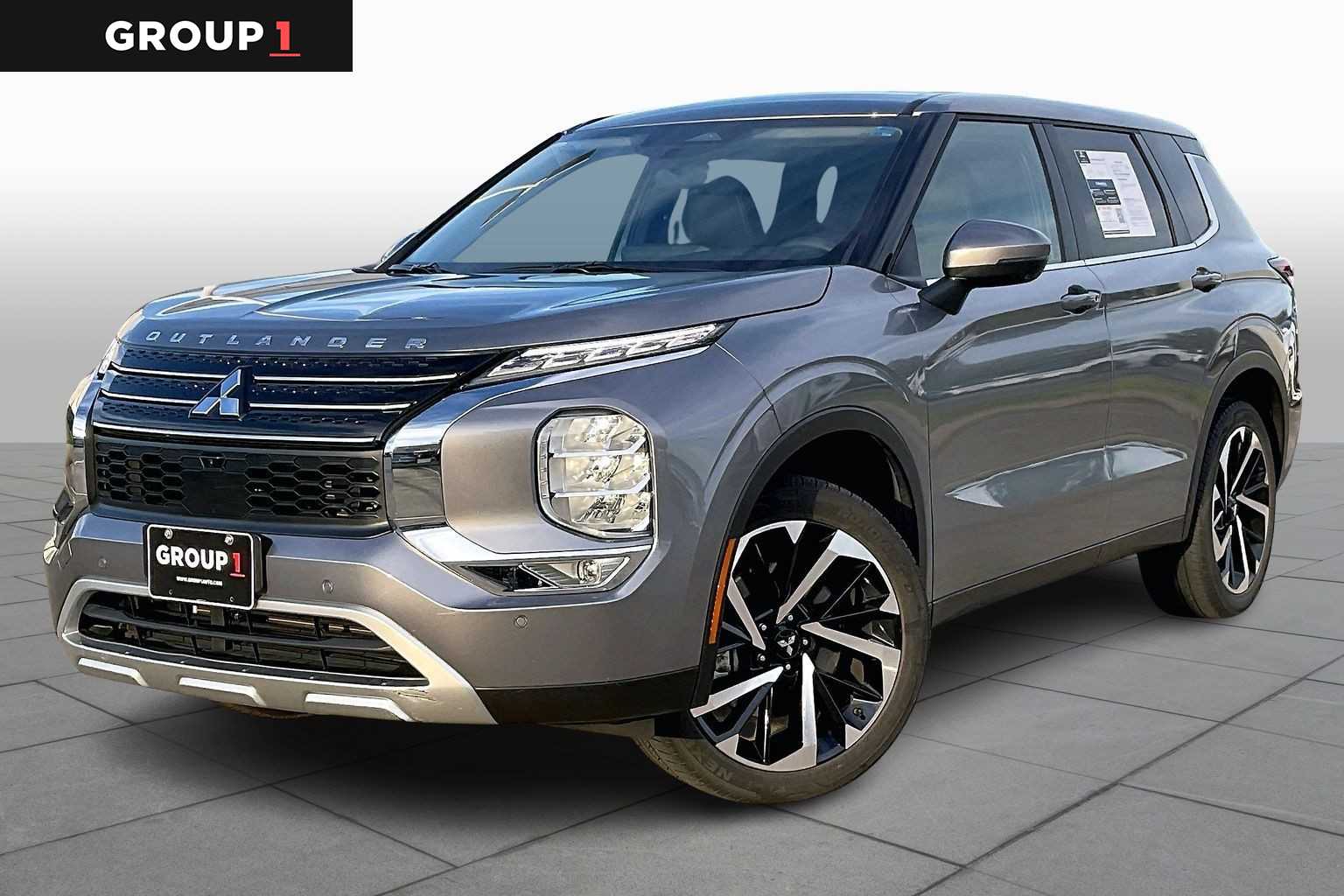 2022 Mitsubishi Outlander SE Mercury Gray Metallic at HGreg Houston