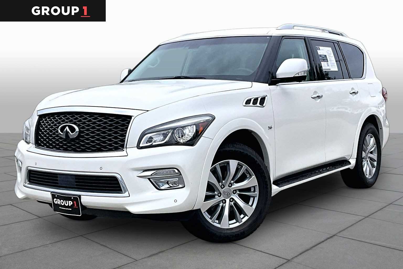 2017 INFINITI QX80  Majestic White at Beck & Masten Kia