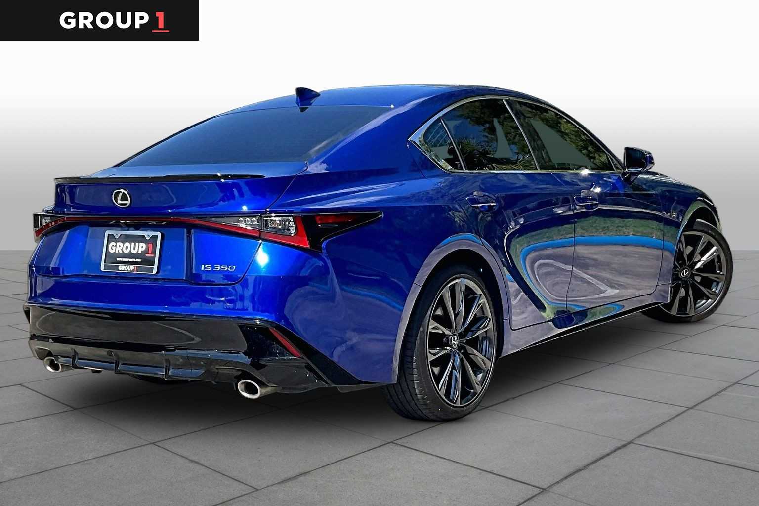 2025 Lexus IS 350 photo 12 of 33
