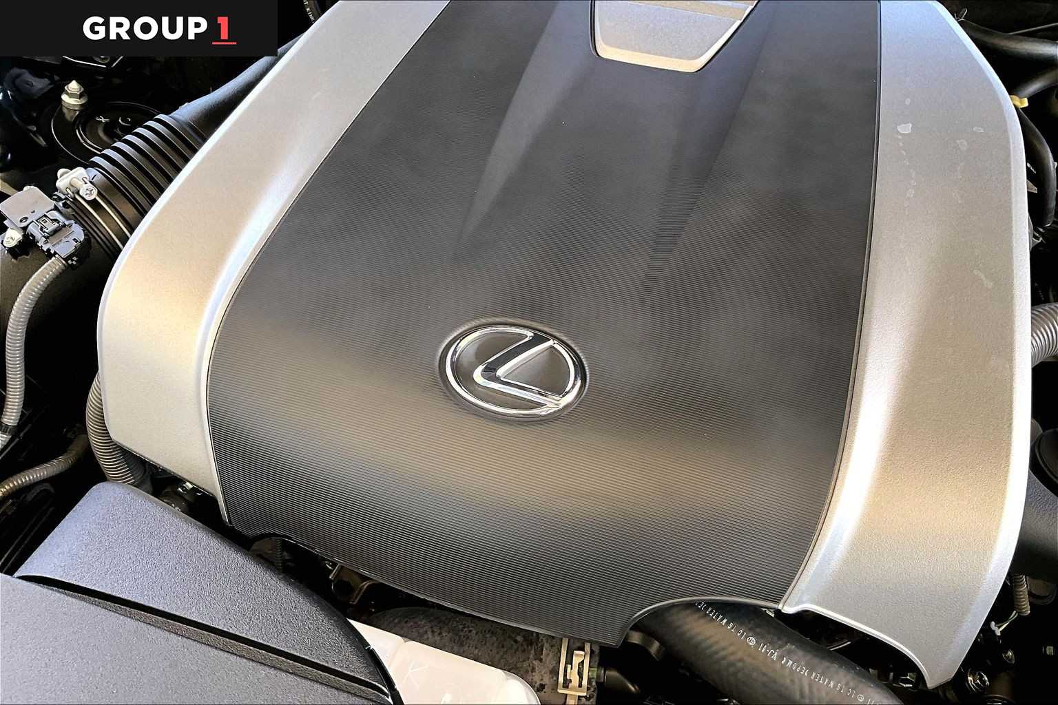 2025 Lexus IS 350 photo 30 of 34