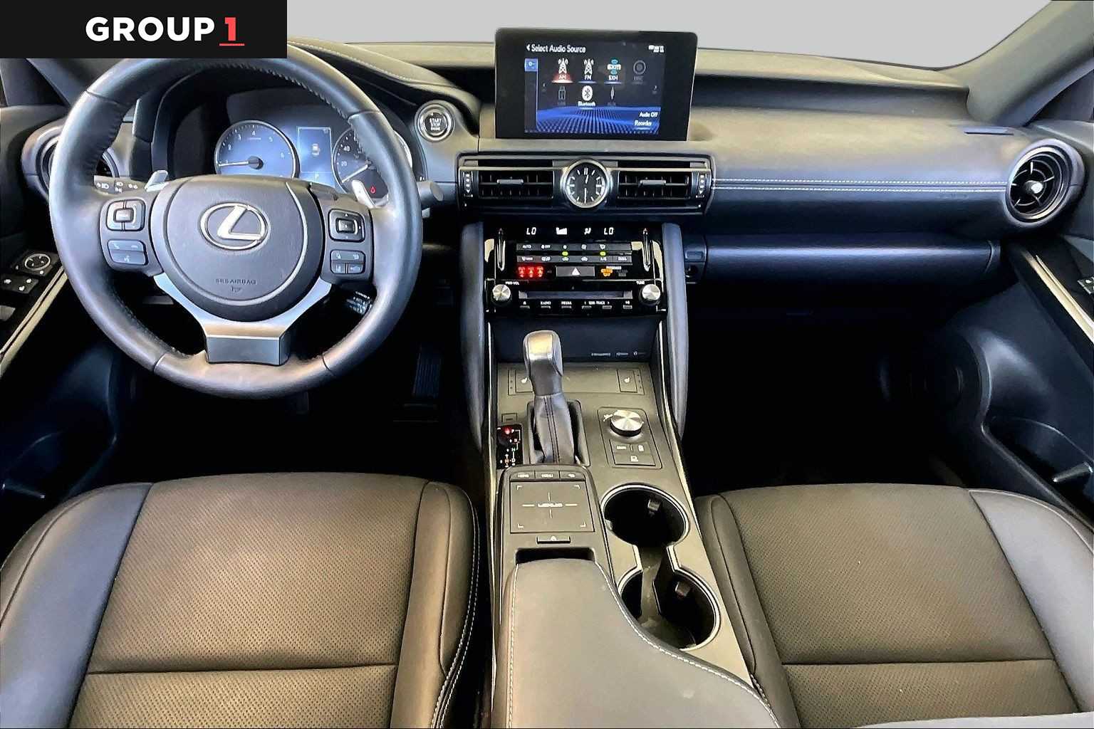 2025 Lexus IS 350 photo 13 of 34