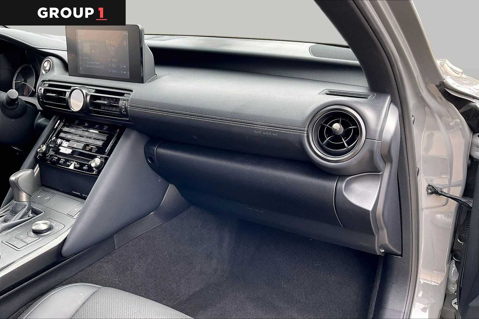 2025 Lexus IS 350 photo 17 of 35