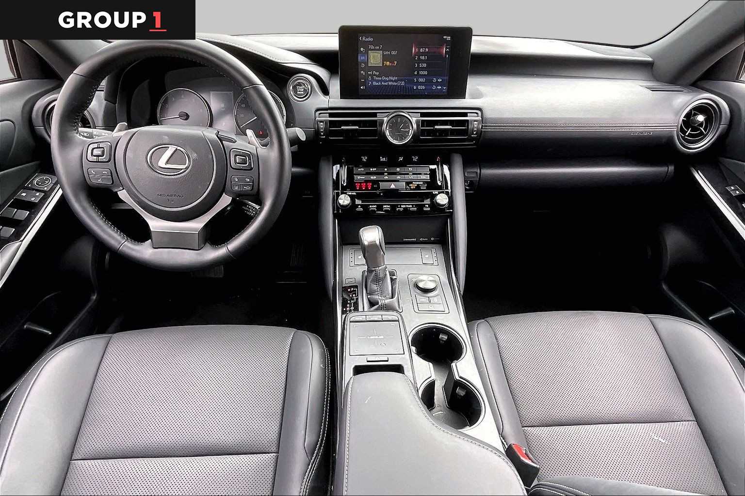 2025 Lexus IS 350 photo 14 of 35