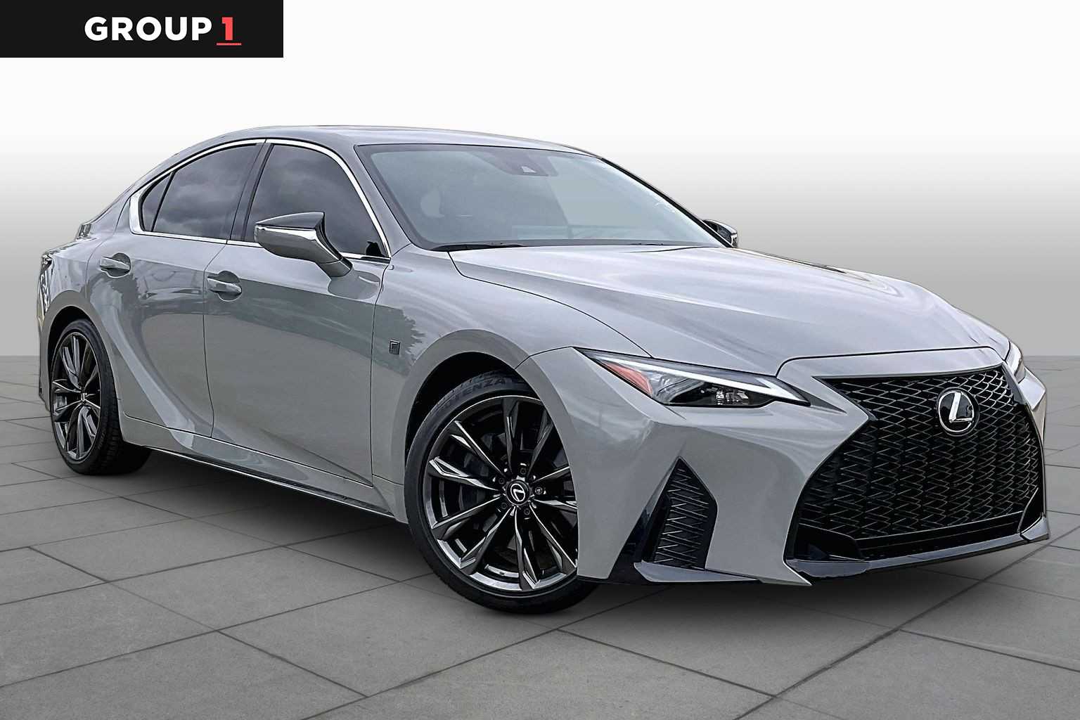 2025 Lexus IS 350 photo 3 of 35