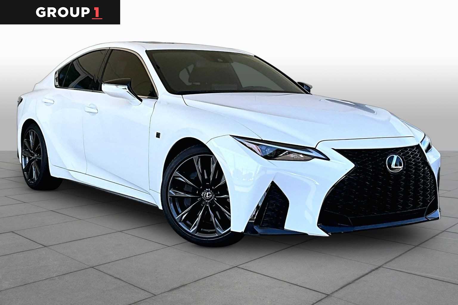 2025 Lexus IS 350 photo 3 of 35