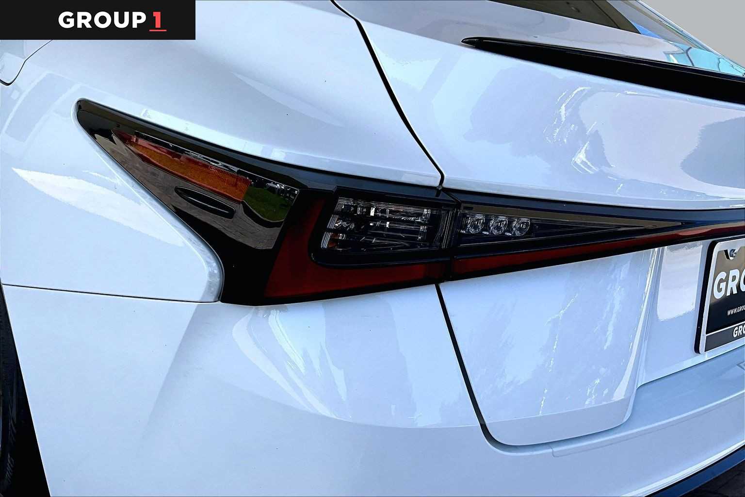 2025 Lexus IS 350 photo 27 of 35