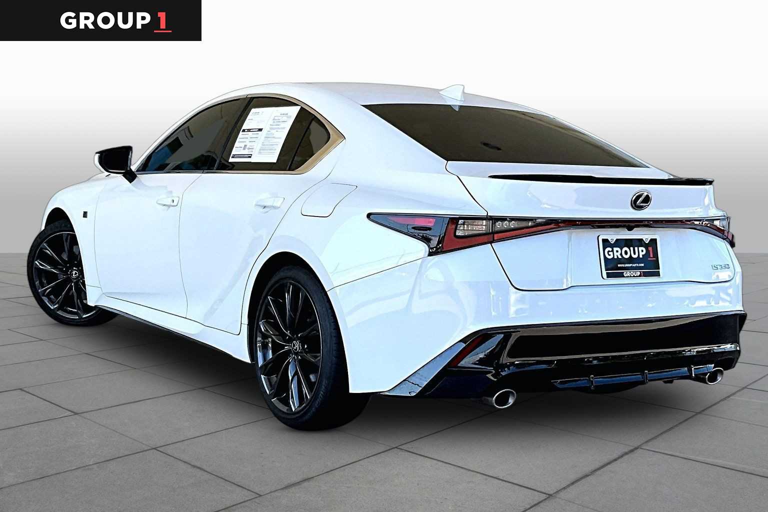 2025 Lexus IS 350 photo 11 of 35