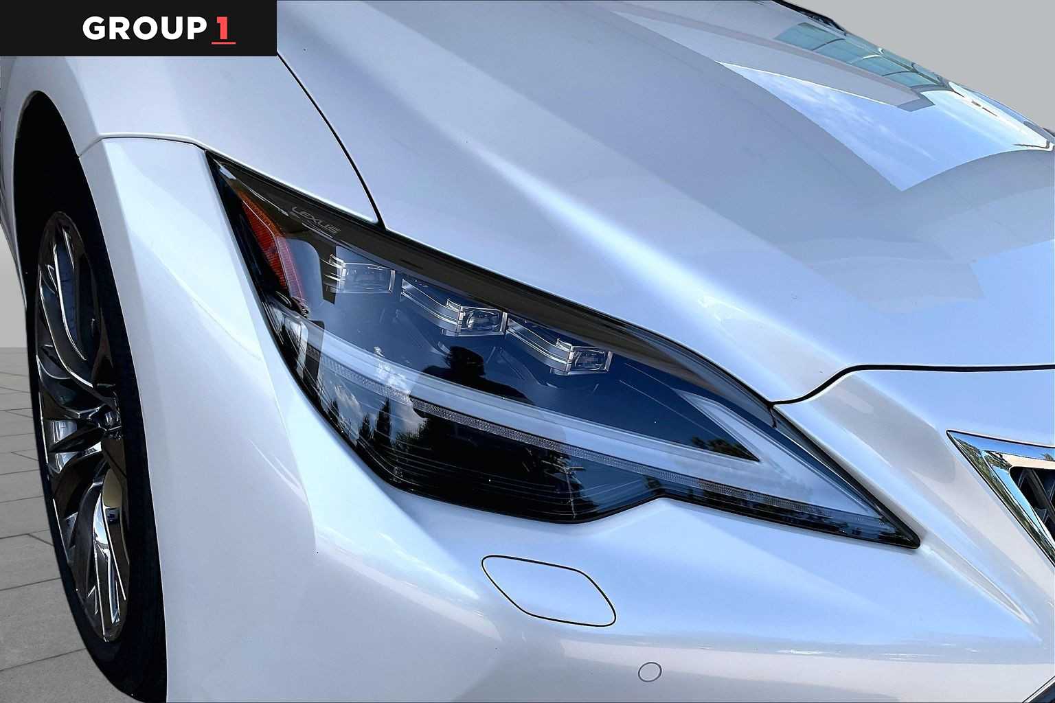 2022 Lexus LS 500 photo 25 of 34