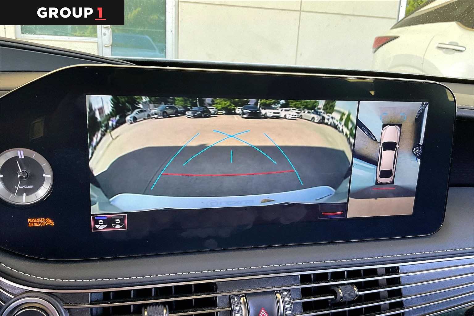 2022 Lexus LS 500 photo 24 of 34