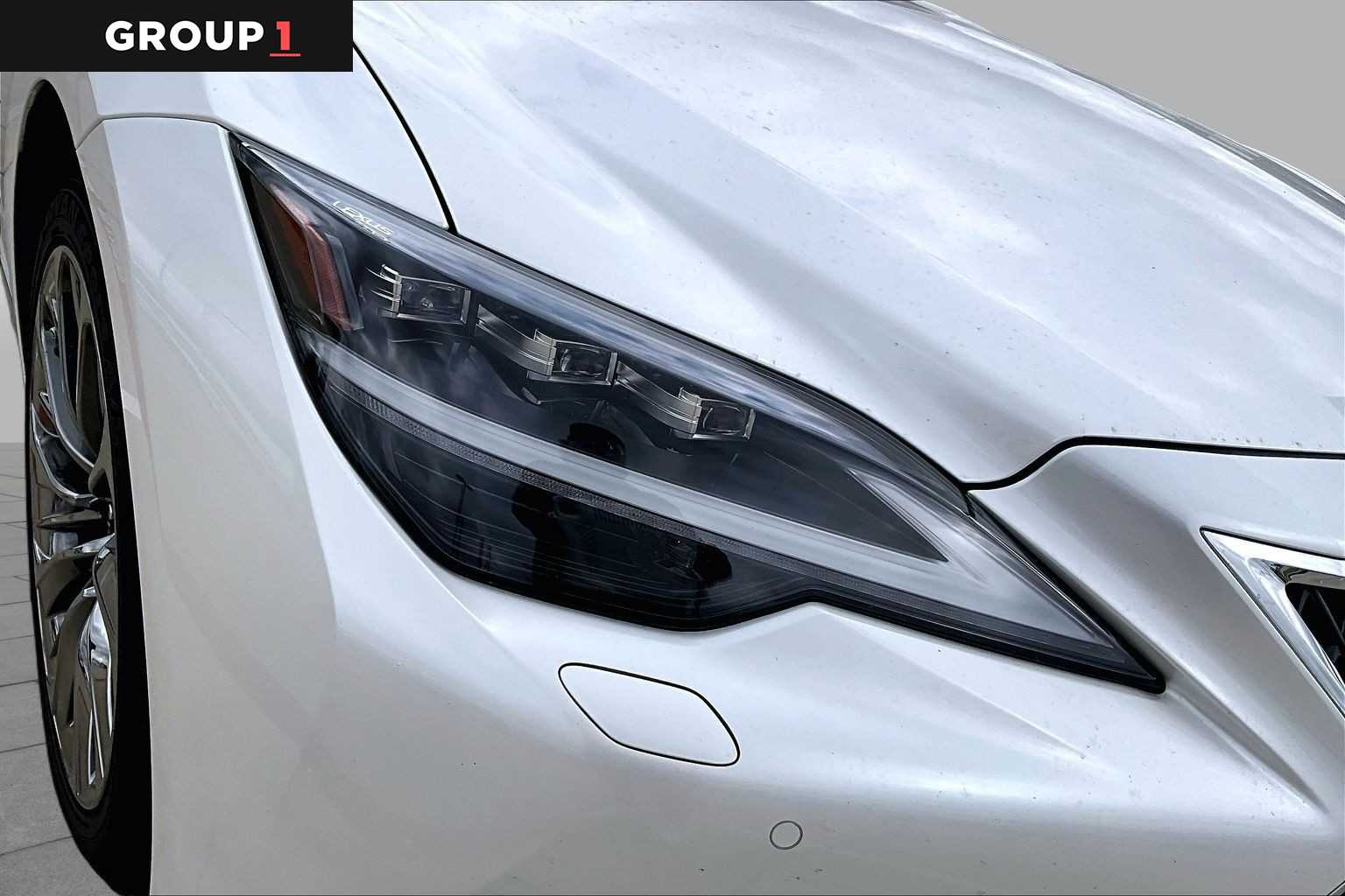 2023 Lexus LS 500 photo 25 of 34