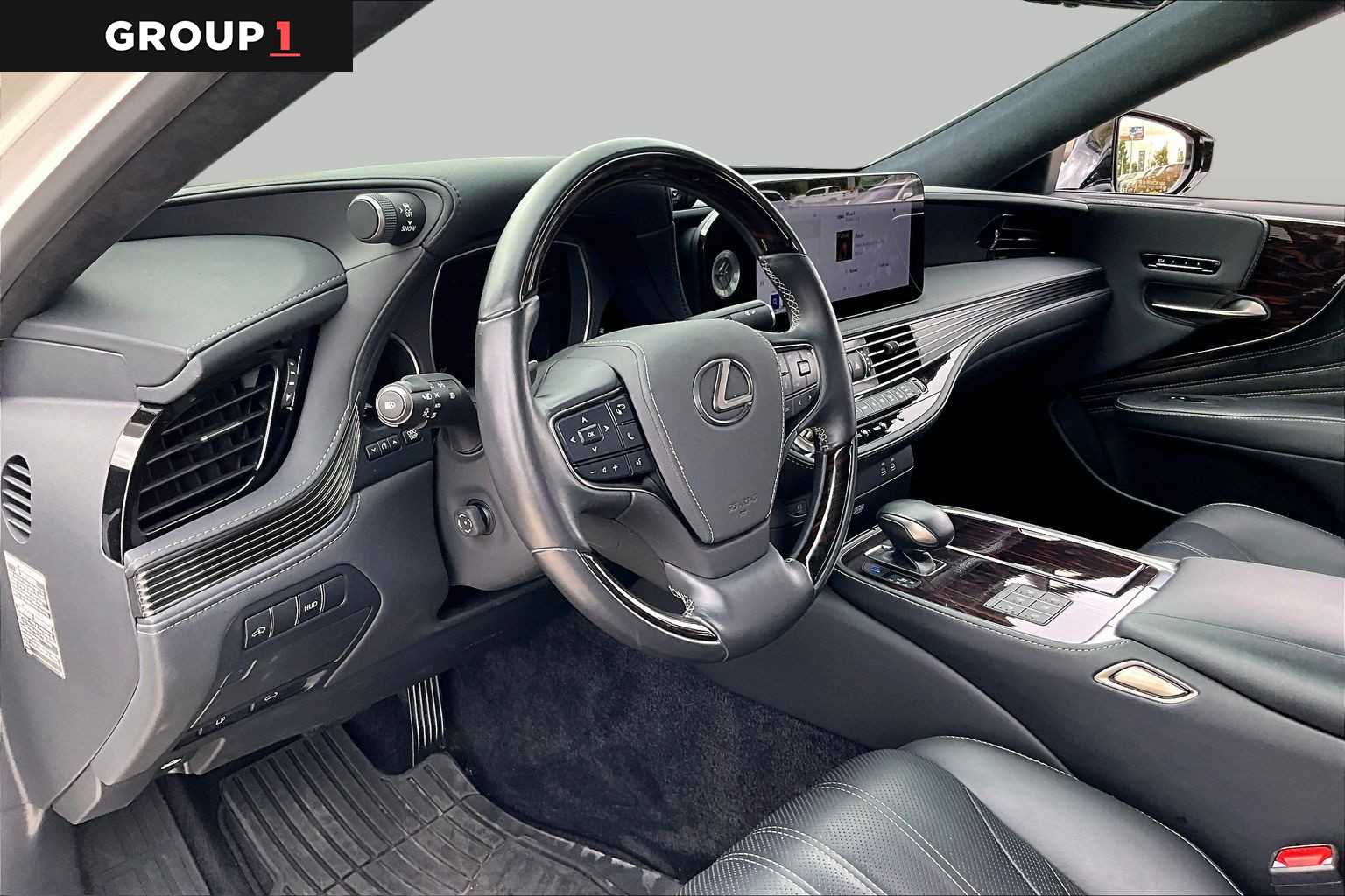 2023 Lexus LS 500 photo 15 of 34