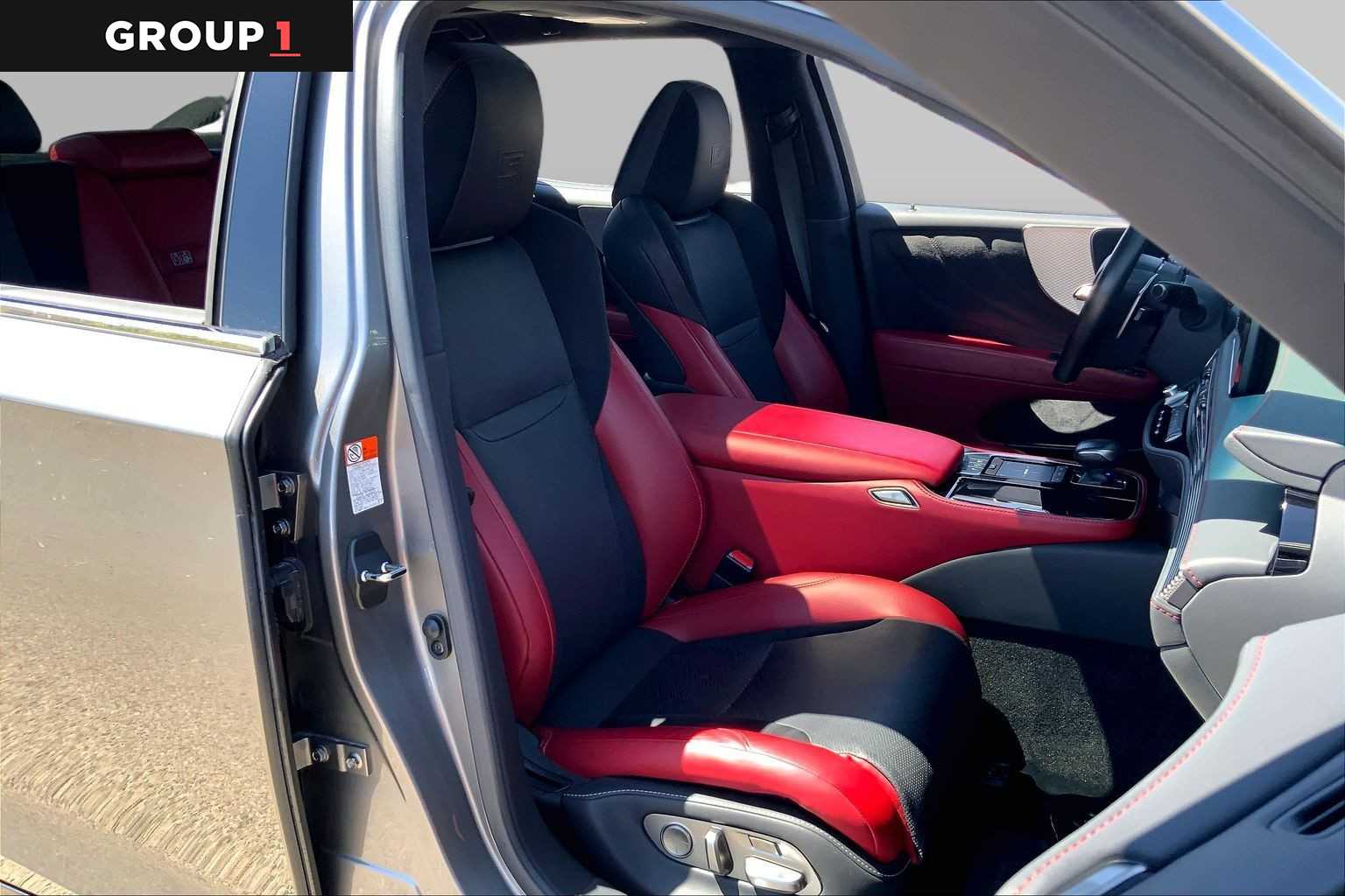 2022 Lexus LS 500 photo 16 of 68