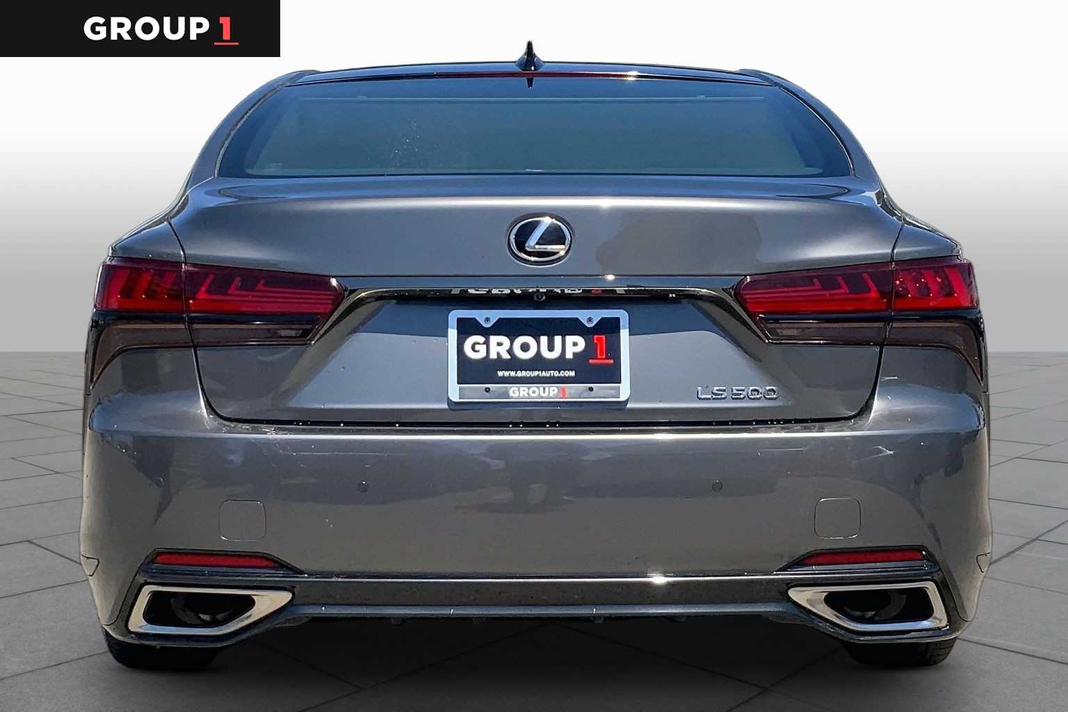 2022 Lexus LS 500 photo 8 of 68