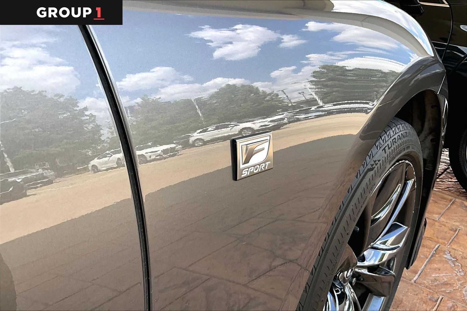 2022 Lexus LS 500 photo 17 of 68