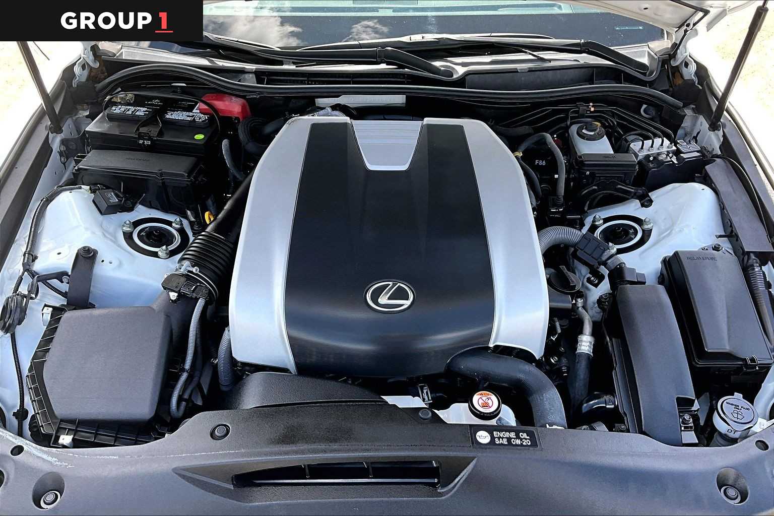2023 Lexus IS 350 photo 32 of 36