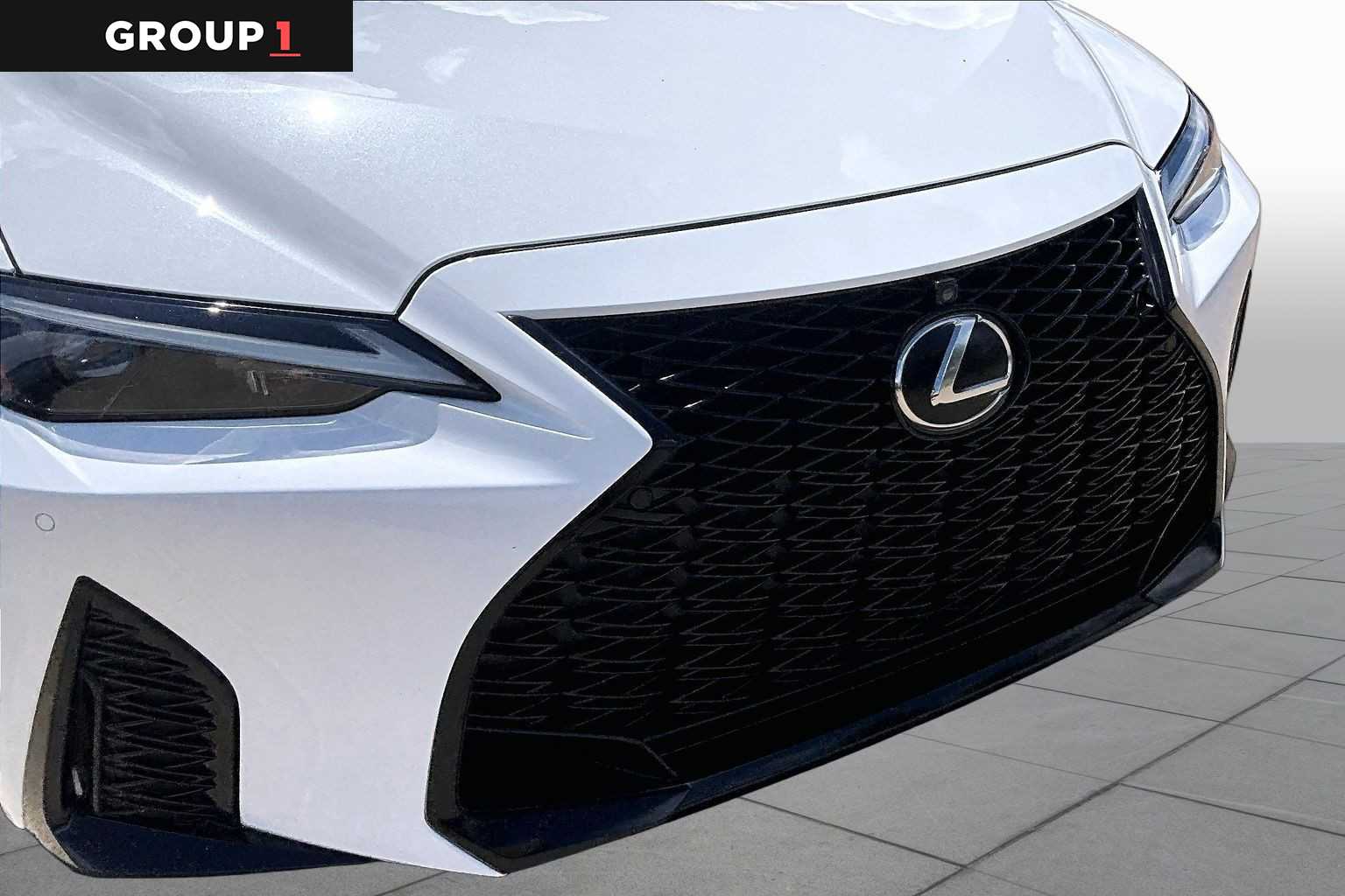 2023 Lexus IS 350 photo 30 of 36
