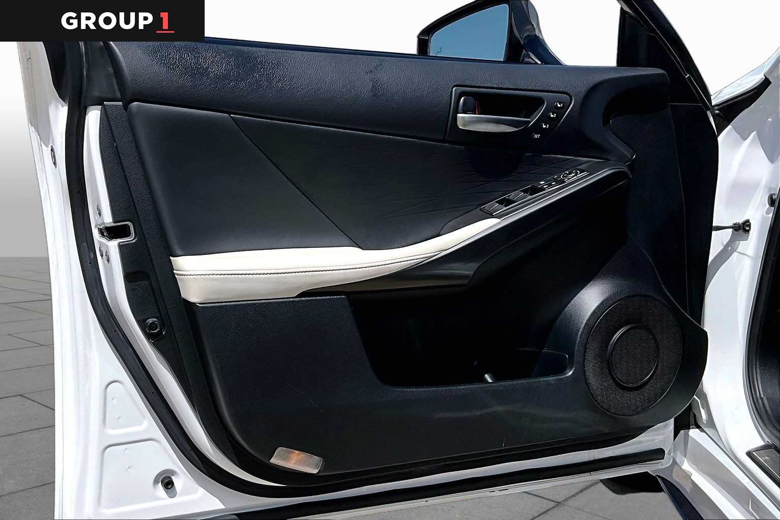 2023 Lexus IS 350 photo 22 of 36