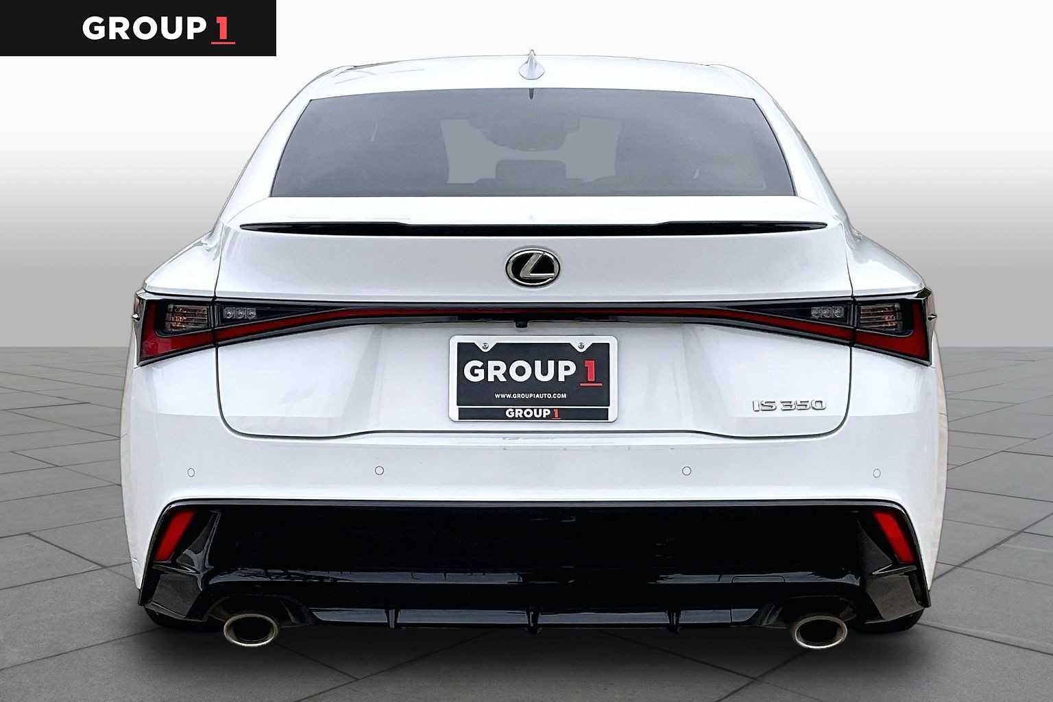 2024 Lexus IS 350 photo 5 of 34