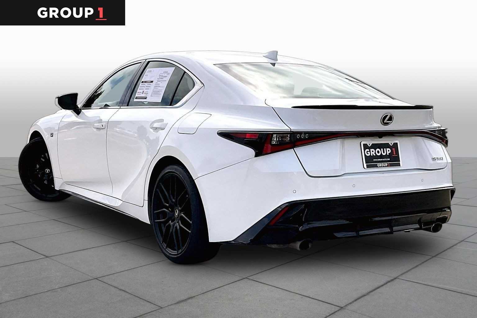 2023 Lexus IS 350 photo 10 of 34