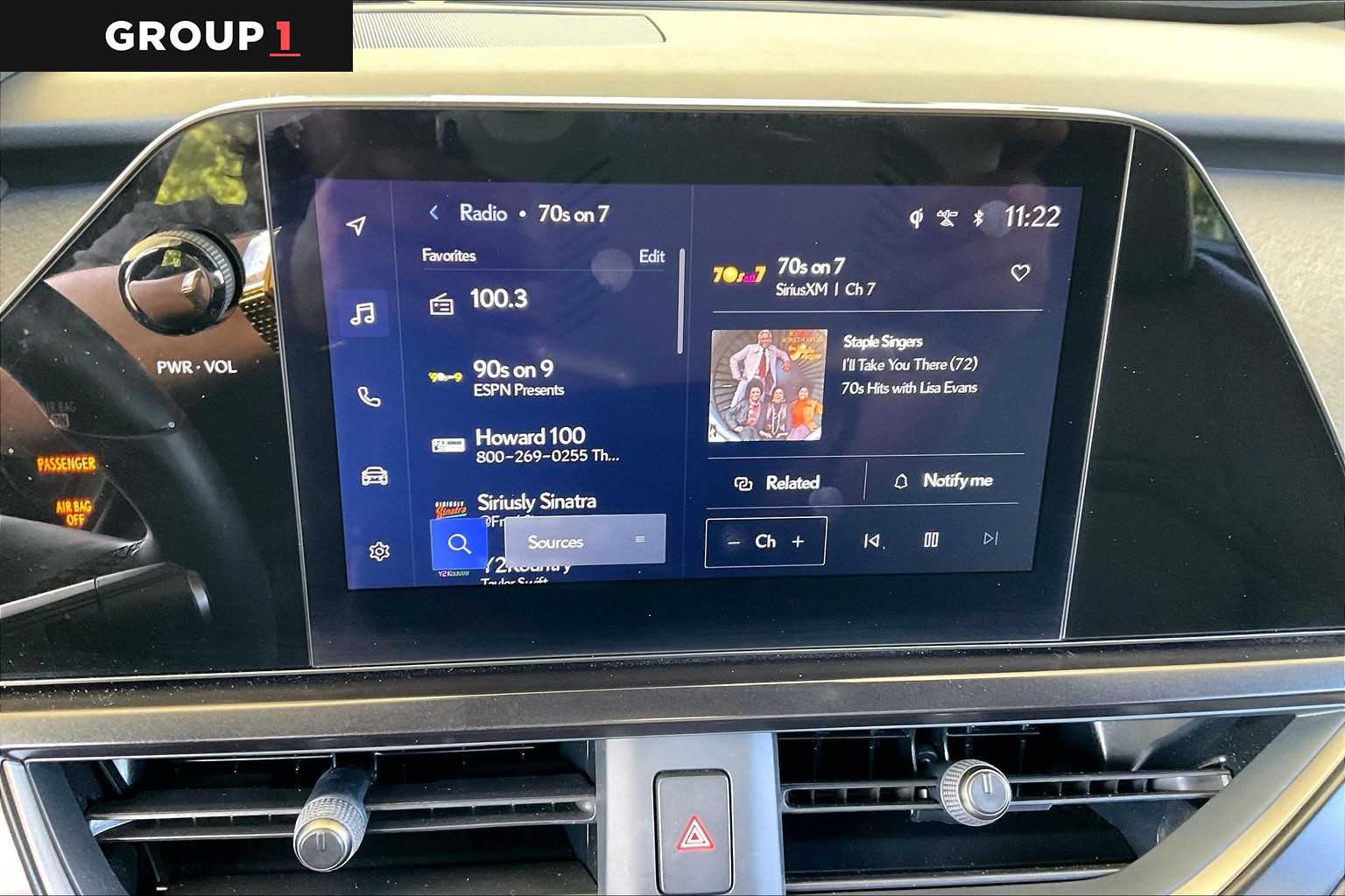 2023 Lexus UX 250h photo 30 of 33