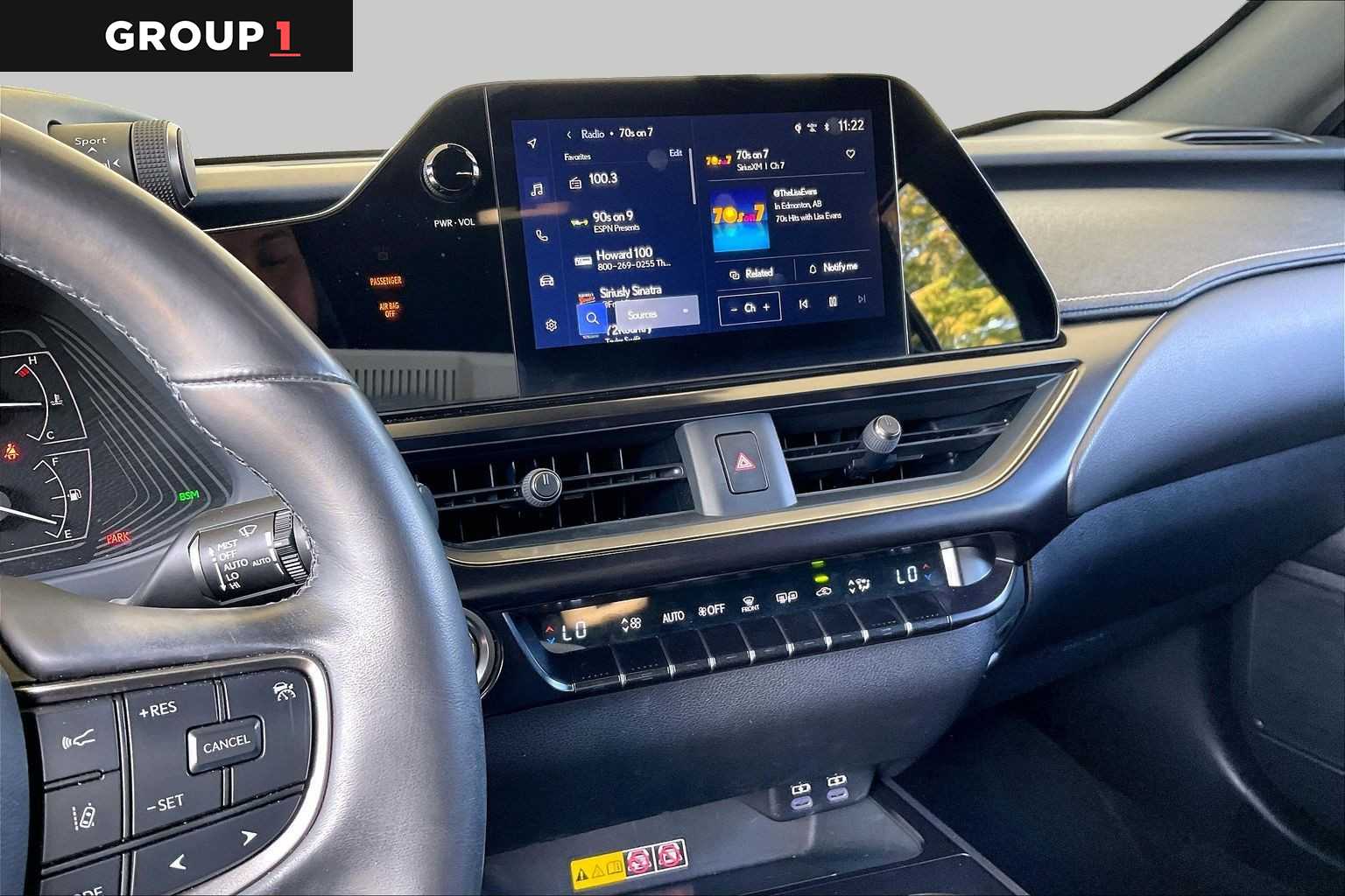 2023 Lexus UX 250h photo 5 of 33