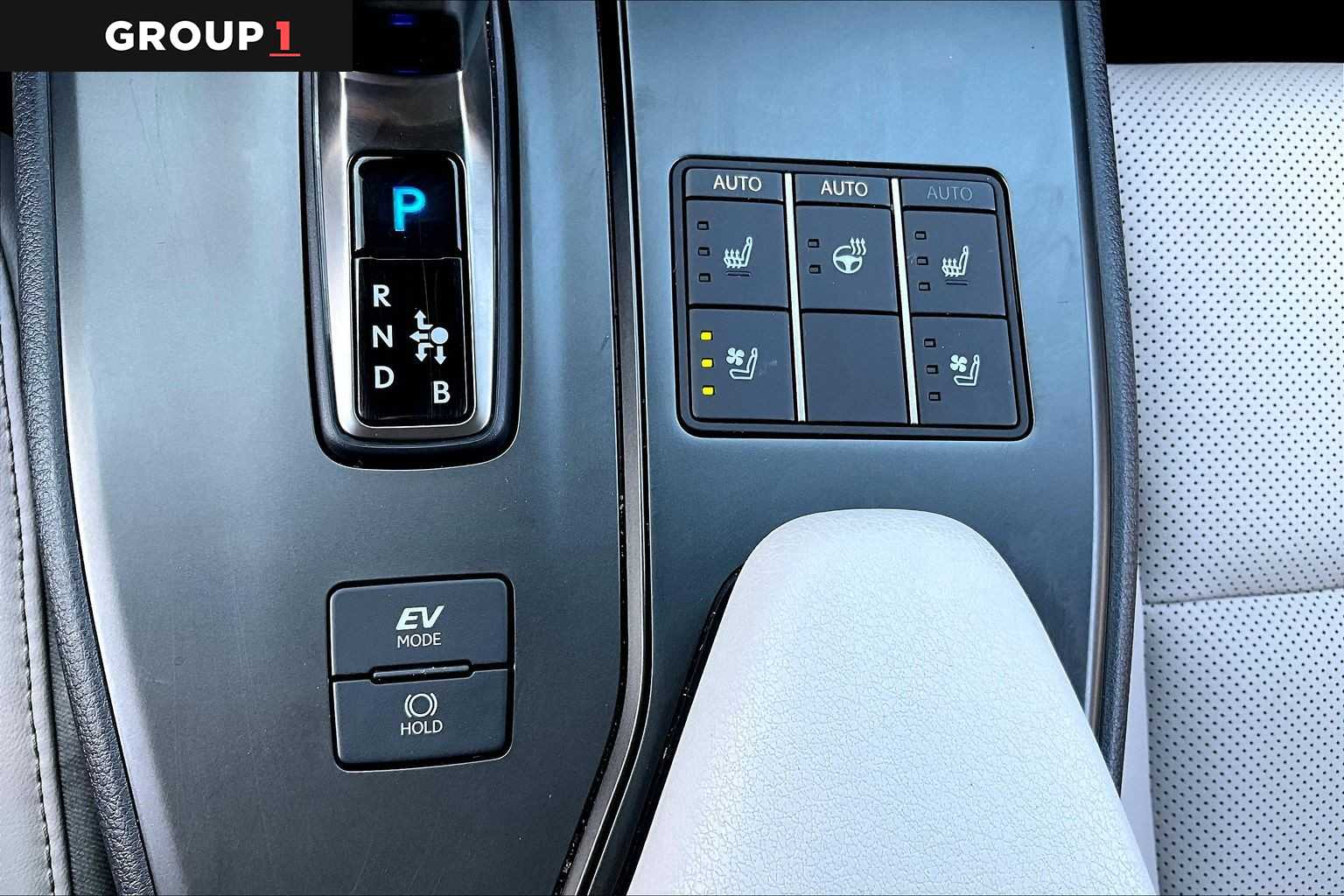 2025 Lexus UX 300h Premium  Cloudburst Gray at Lexus Southwest Houston