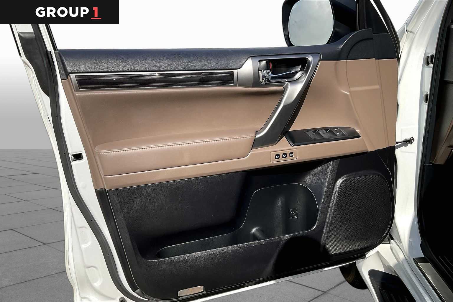 2022 Lexus GX 460 Premium  Starfire Pearl at Lexus Southwest Houston